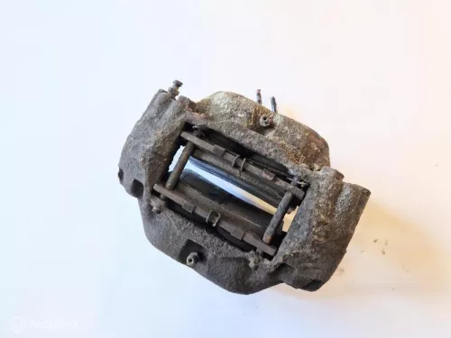 Remklauw linksvoor Volvo 240 2.3i Polar ('82-'94) 1330306