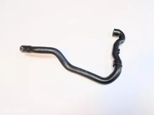 Slang carterontluchting Volvo 8670008