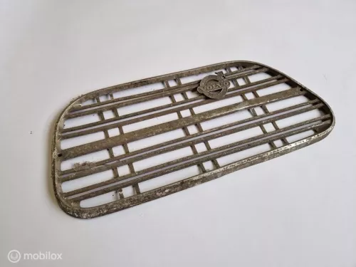 Grille links Volvo Amazon 120 130 220 672278