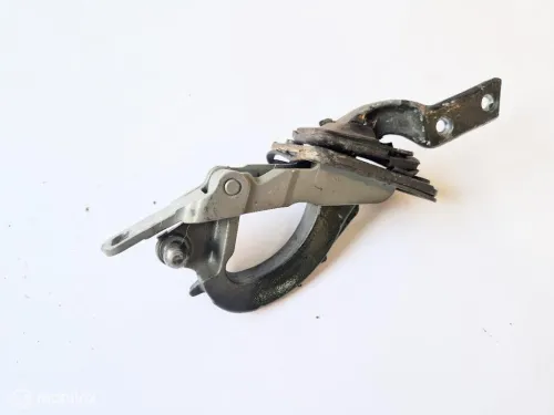 Achterklepscharnier links Volvo 850 V70 V70XC 6846668 5D
