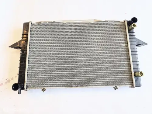 Radiateur Volvo V70 I 2.4 Europa ('97-'00) 8603767