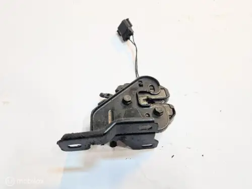 Motorkapslot Volvo V70 I 2.4 Europa ('97-'00) 9152933