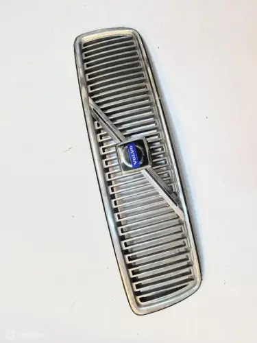Grille Volvo V70 I 2.4 Europa ('97-'00) 9190776