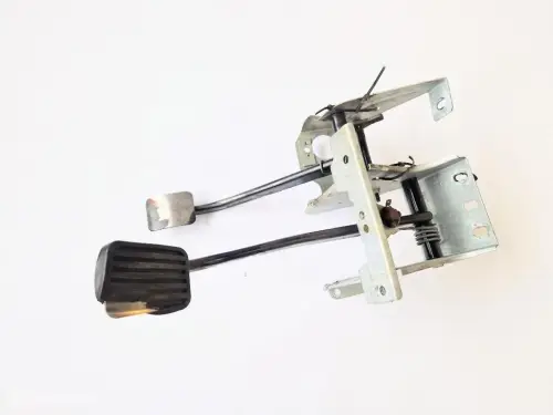 Pedalenset Volvo 240 2.0i Polar ('82-'94) 1272675