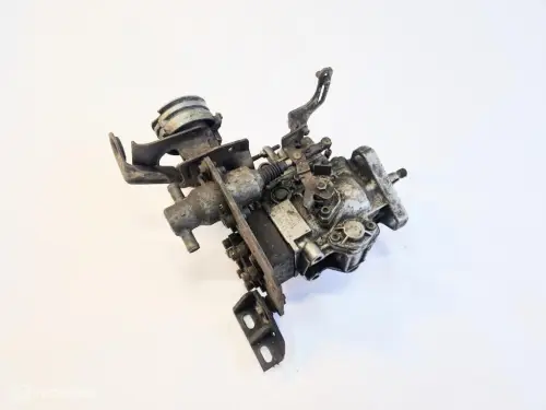 Brandstofpomp Volvo 200 700 2.4 D 072130107B