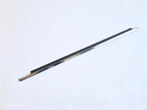 Sierlijst deur rechtsachter Volvo 140 160 240 260
