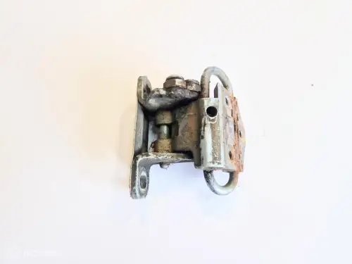 Deurscharnier links Volvo 240 242 244 245 262 264 265
