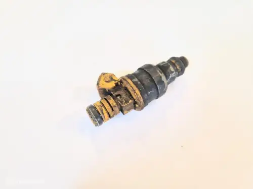 Injector Volvo 240 740 940 960 0280150762