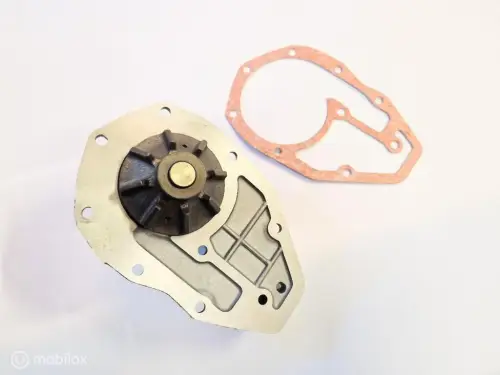 Waterpomp Volvo 66 340 360 32673436