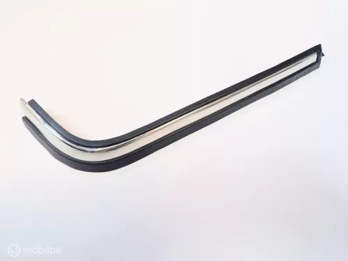 Sierlijst bumper linksvoor Volvo 240 260 1372330
