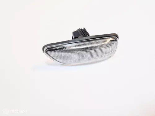 Knipperlicht spatbord links Volvo S60 S80 V70 XC90 30722641