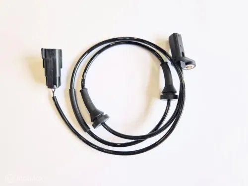 ABS sensor LV Volvo S60 S80 V70 XC70 30773738