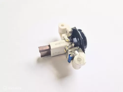 Spanningsregelaar dynamo Volvo 9162996 14,5 V
