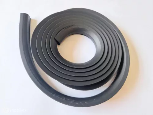 Achterklep rubber Volvo 145 245 240 260 5D 1372058