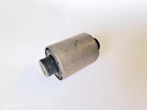 Draagarm rubber Volvo 164 240 242 244 245 262 264 265