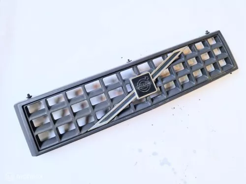 Grille Volvo 360 2.0 GLT Inj. ('82-'89) 3212606