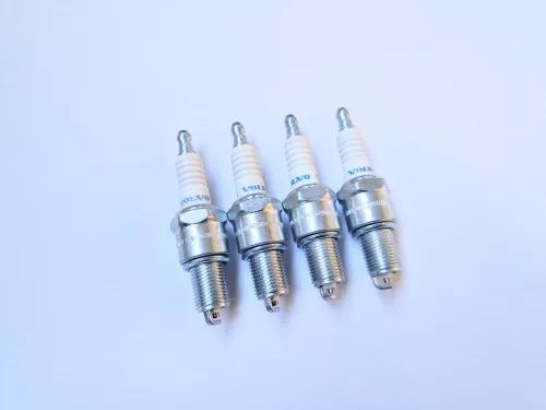 Bougie set Volvo 240 740 760 780 940 960 270746 OE