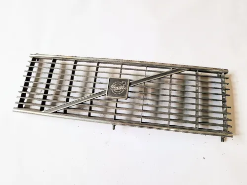 Grille Volvo 242 244 245 1246550