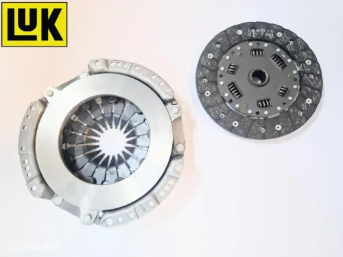 Koppelingsset Volvo 242 244 245 740 760 271266