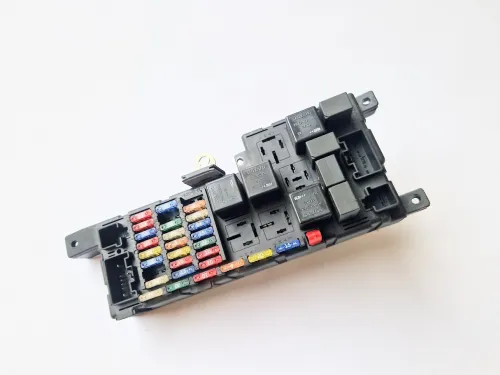 Zekeringenkast motorruimte Volvo S60 8678449
