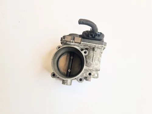 Gasklephuis Volvo S60 I 2.4 8677796