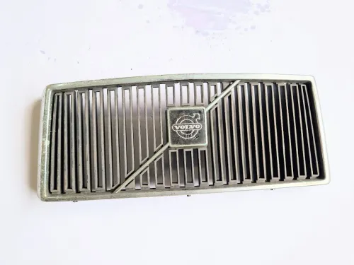 Grille Volvo 240 260 big-nose 1247286