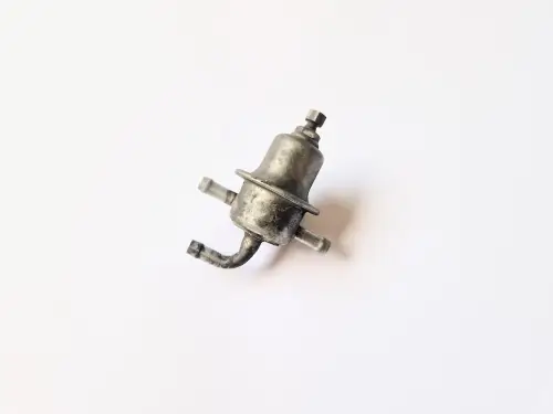 Brandstofdruk regelaar Volvo 142 144 145 164 P1800 P1800ES