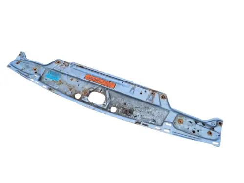 Slotplaat front motorkap Volvo 240 242 244 245 262 264 265 1315754