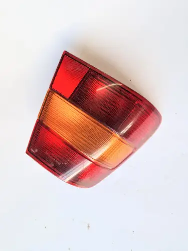 Achterlicht links Volvo 940 960 4D 3534083