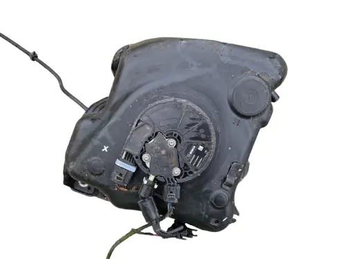 Adblue tank + pomp VW Passat B8 3Q0 131 877 C 0444040009