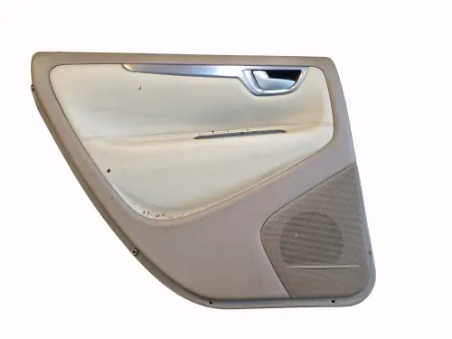 Deurpaneel links achter. Volvo V70 II beige 39961584