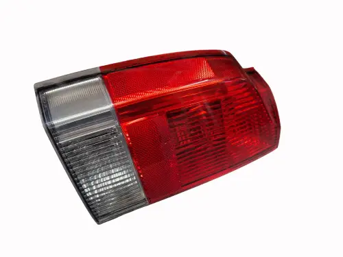 Achterlicht links onder. Volvo V70 II 9154497